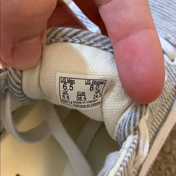 Grey, white stripped vans - Picture 5 of 6